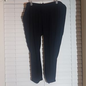 EUC Size L Maternity cropped viscose joggers